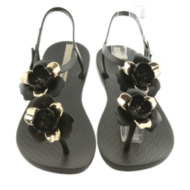 Sapatos femininos sandálias Ipanema com flores 82662 preto amarelo 4
