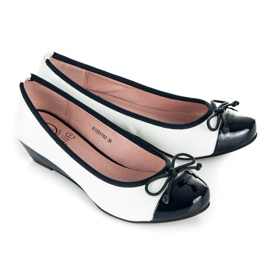 Kylie Bombas de cunha branco 1