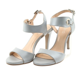 Sandálias de couro em um alfinete Edeo 3208 cinza 3