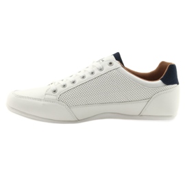 Tênis esportivos masculinos brancos Mckey 901 vermelho azul marinho 2