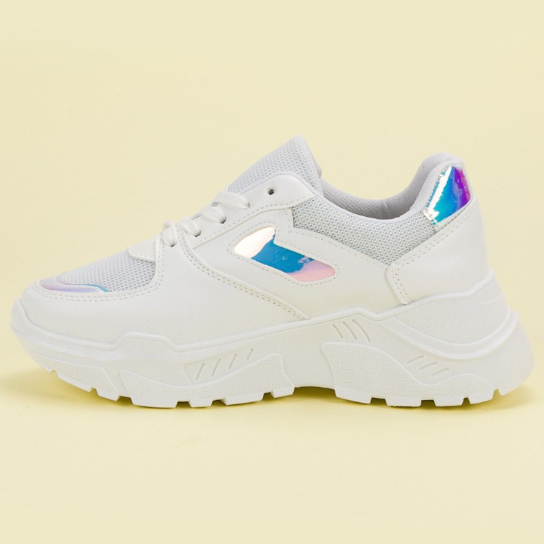 Tênis branco com efeito holo 1 Tênis branco com efeito holo 1