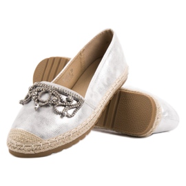 Ideal Shoes Alpercatas prateadas com enfeites cinza 2