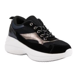 Calçado elegante na plataforma preto 1