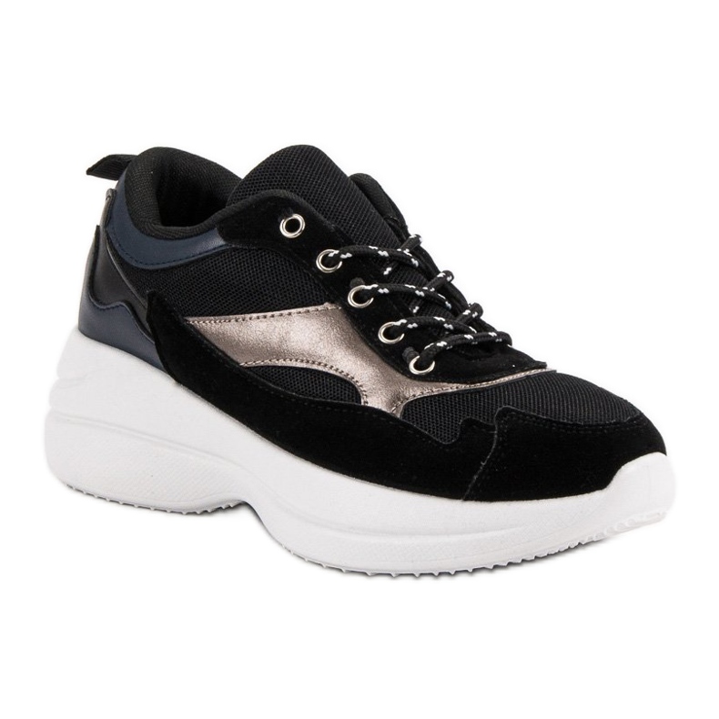 Calçado elegante na plataforma preto 1