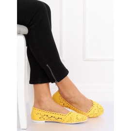 Bailarinas com aberturas amarelas 4701 Amarelo 2 Bailarinas com aberturas amarelas 4701 Amarelo 2