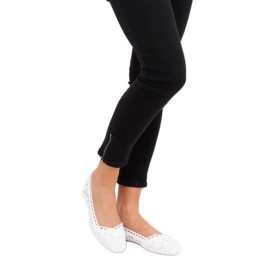 Bailarinas com orifícios brancos 4701 Branco 1
