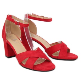 Red FH-3M26 Sandálias vermelhas no poste vermelho 1