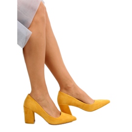 Bombas com salto largo amarelo LE060P Amarelo 1