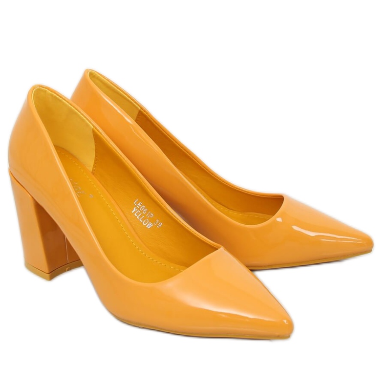 Bombas no posto amarelo LE061P Amarelo 1