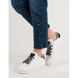 Calçados esportivos de amarrar branco 2