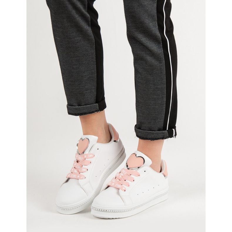 Calçados esportivos de amarrar branco 1