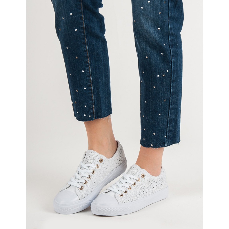 Tênis Branco Têxtil 1