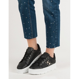 Sapatos Pretos na Plataforma 2