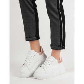 Renda Sapatos Brancos na Plataforma 2