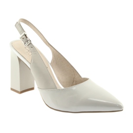 Sandálias femininas cinzentas no posto Caprice 29604 cinza 1