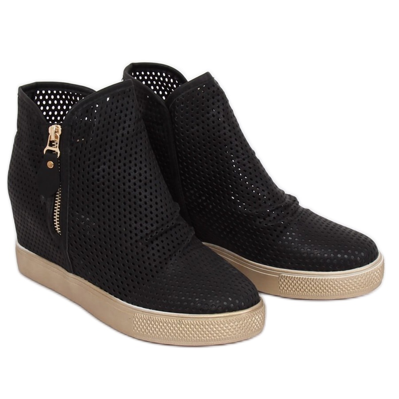 Tênis preto perfurado KL-261 Preto 1