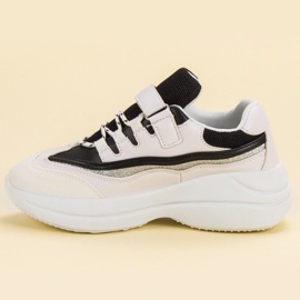 Tênis elegantes BRANCOS E PRETOS 1