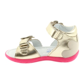 Bartek Sandálias de couro para meninas de couro com uma borboleta 51569 Zlotys dourado 2