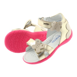 Bartek Sandálias de couro para meninas de couro com uma borboleta 51569 Zlotys dourado 4