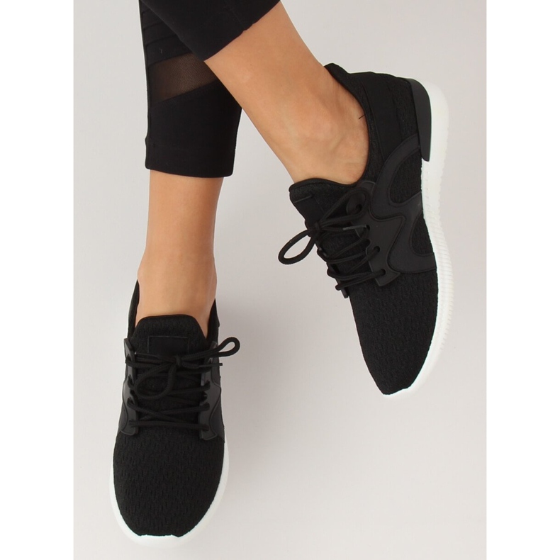 Sapatos esportivos pretos X-9751 Preto 1