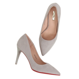 Bombas em um pino cinza E22369 cinza 1