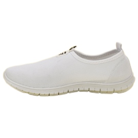 SHELOVET Tênis Branco Slip-On 1