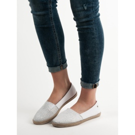 Slipons VICES brancos 1