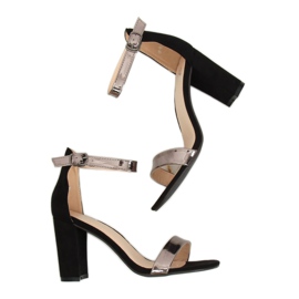 Sandálias pretas GF-WL-35 pretas no poste preto 1