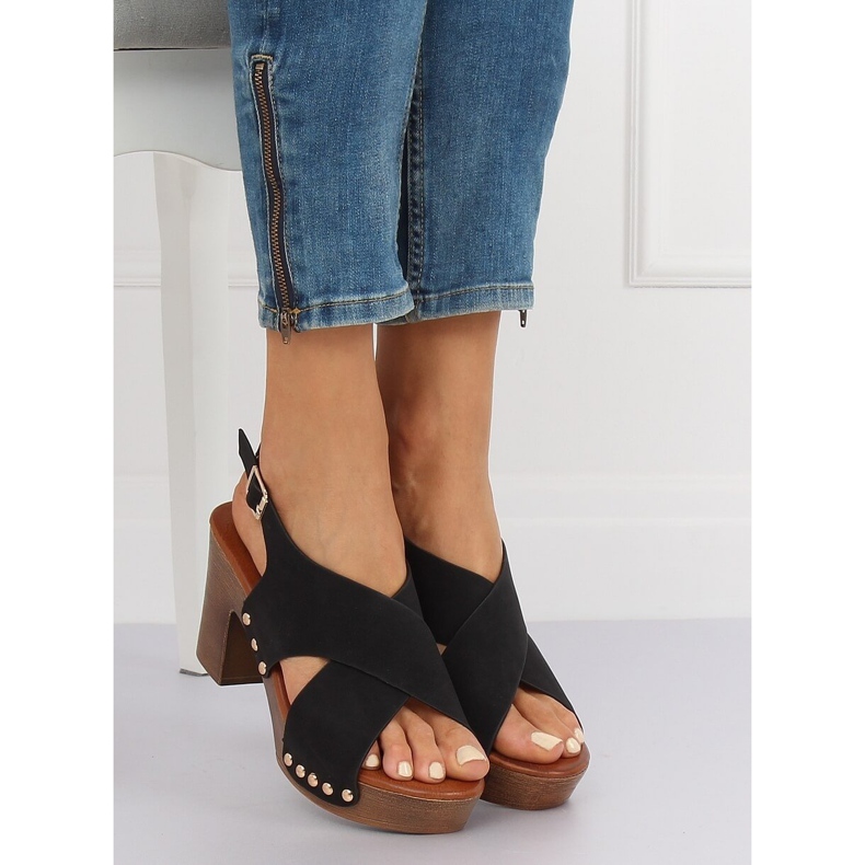 Sandálias ala tamancos preto D-131 preto 2