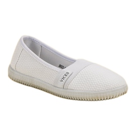 Slipons VICES brancos 1