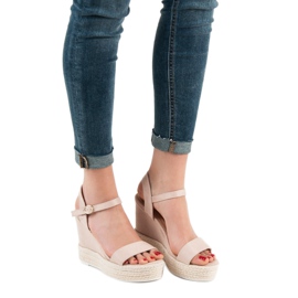 Ideal Shoes Sandálias de cunha elegantes bege 2