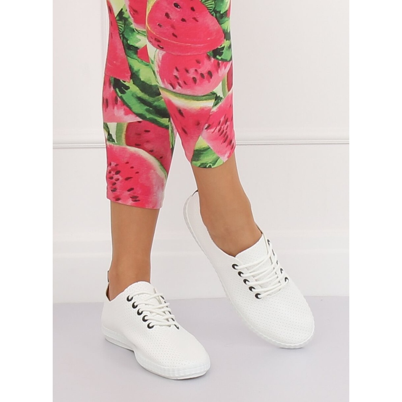 Tênis feminino preto e branco B111-17 BRANCO / PRETO 2