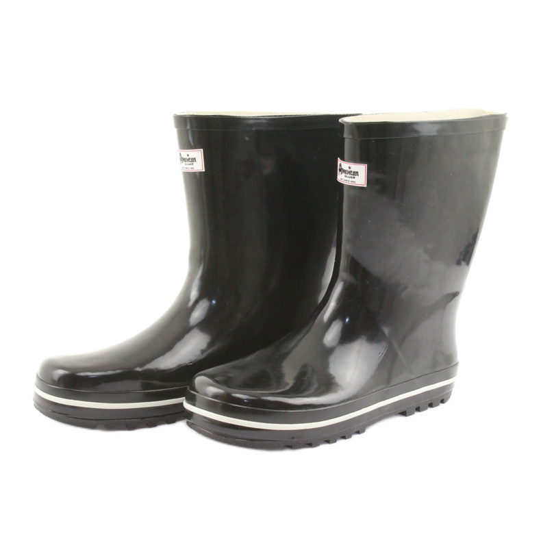 Galochas pretas não isoladas American Club branco preto 3