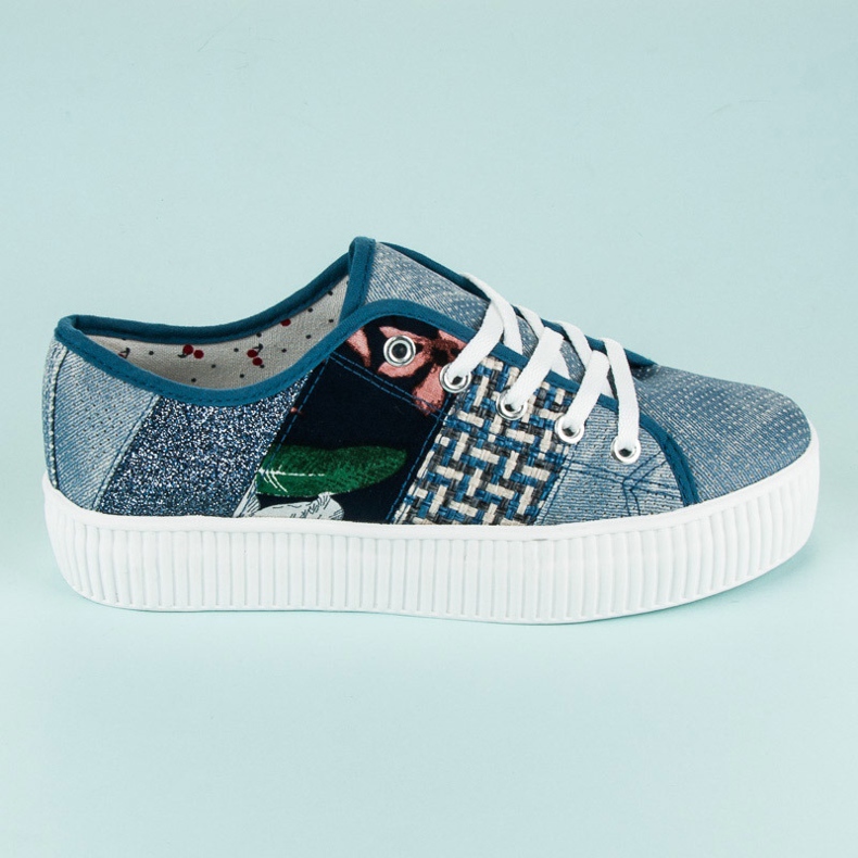 Kylie Tênis feminino na plataforma azul 2