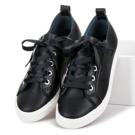 Kylie Tênis pretos amarrados com uma fita 1