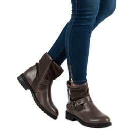 SDS Trabalhadores Marrons marrom 2