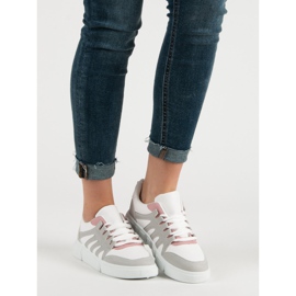 Calçados esportivos confortáveis cinza 1