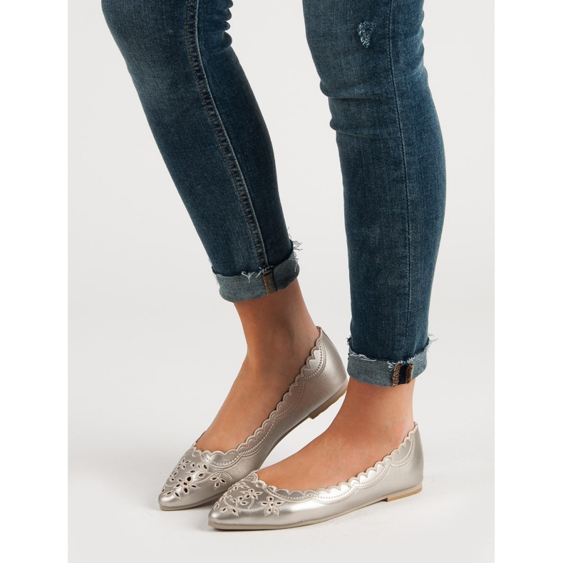 Vices Bailarina no Spitz VÍCIOS cinza 2