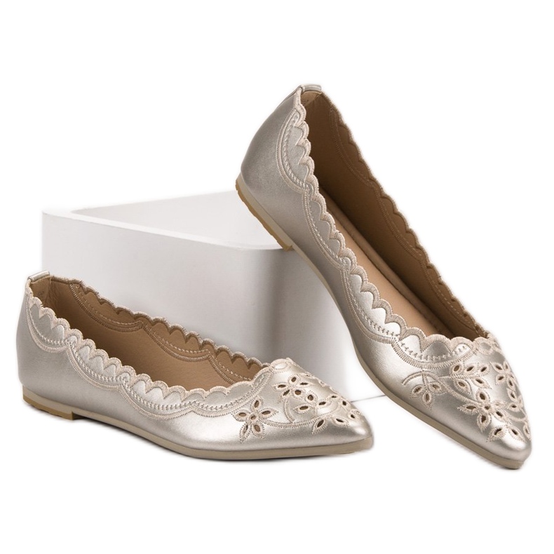 Vices Bailarina no Spitz VÍCIOS cinza 1