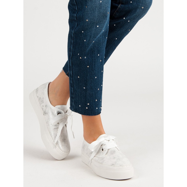 Kylie Tênis amarrados com uma fita branco cinza 1