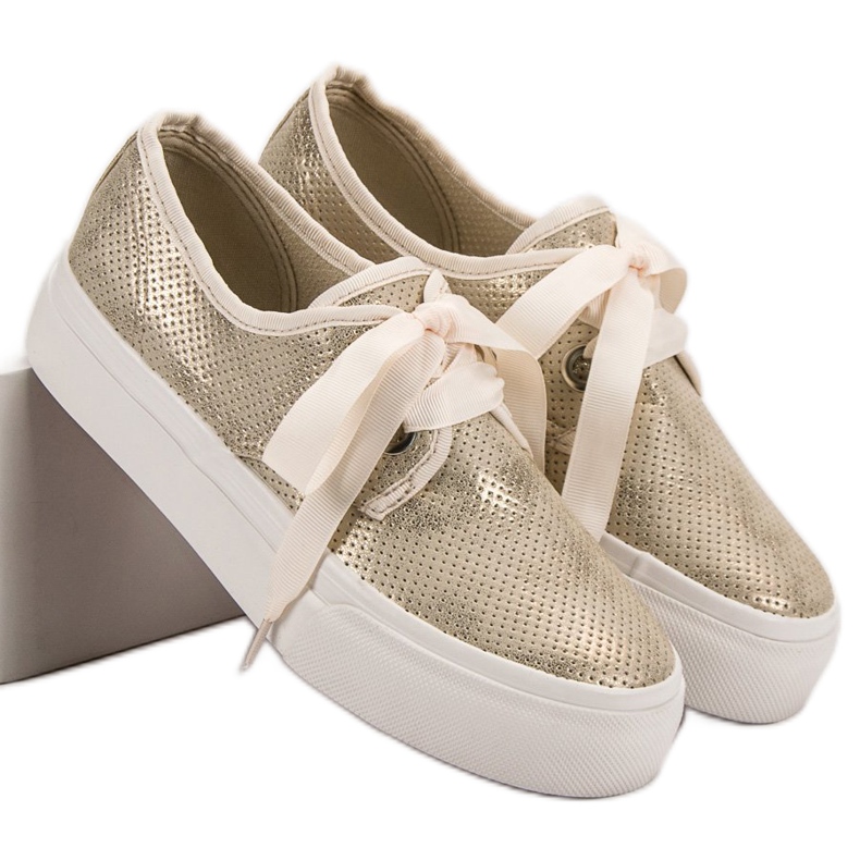 Kylie Tênis amarrados com uma fita amarelo 2