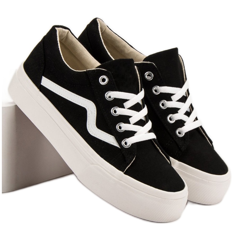 Kylie Tênis Pretos Elegantes 1