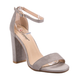 Seastar Sandálias sensuais em um bar cinza 1