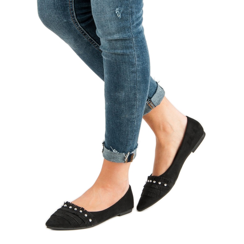 Black Ballerina In Spitz preto 2