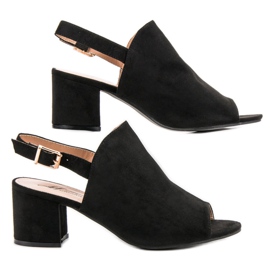 Sandálias Fechadas de Camurça preto 2