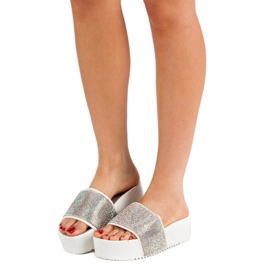 Marquiz Chinelos elegantes na plataforma branco multicolorido 1