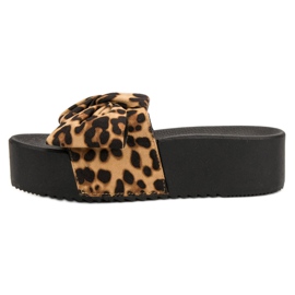 Queen Vivi Chinelos de camurça na plataforma preto marrom 1