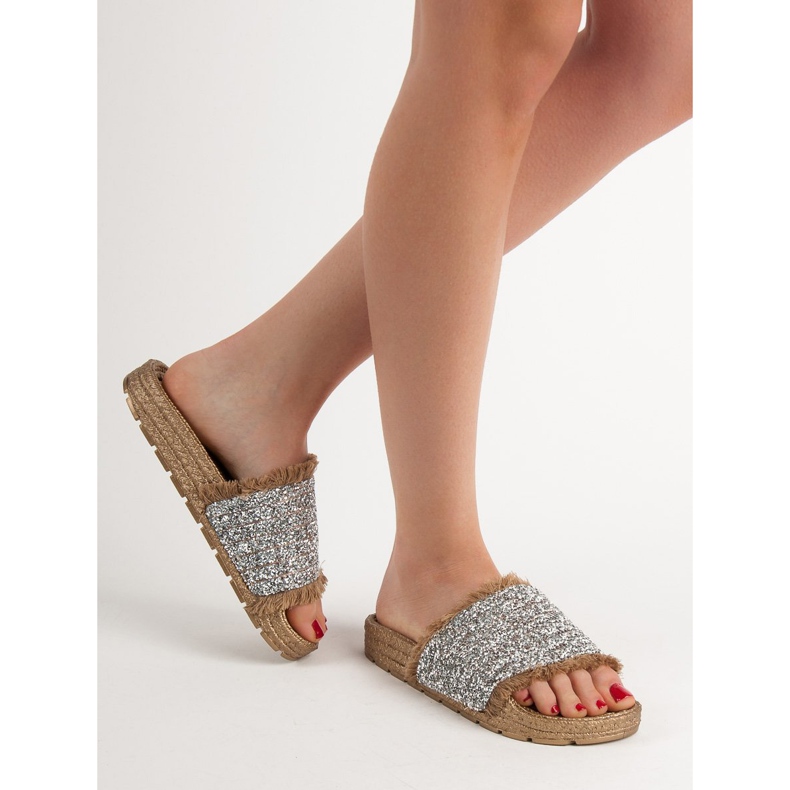 Chinelos confortáveis VICES amarelo 1 Chinelos confortáveis VICES amarelo 1