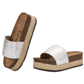 Goodin Chinelos na plataforma cinza 1