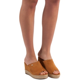 Best Shoes Sandálias de cunha castanho 1